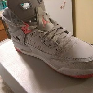 Spizike Jordans pink n grey
